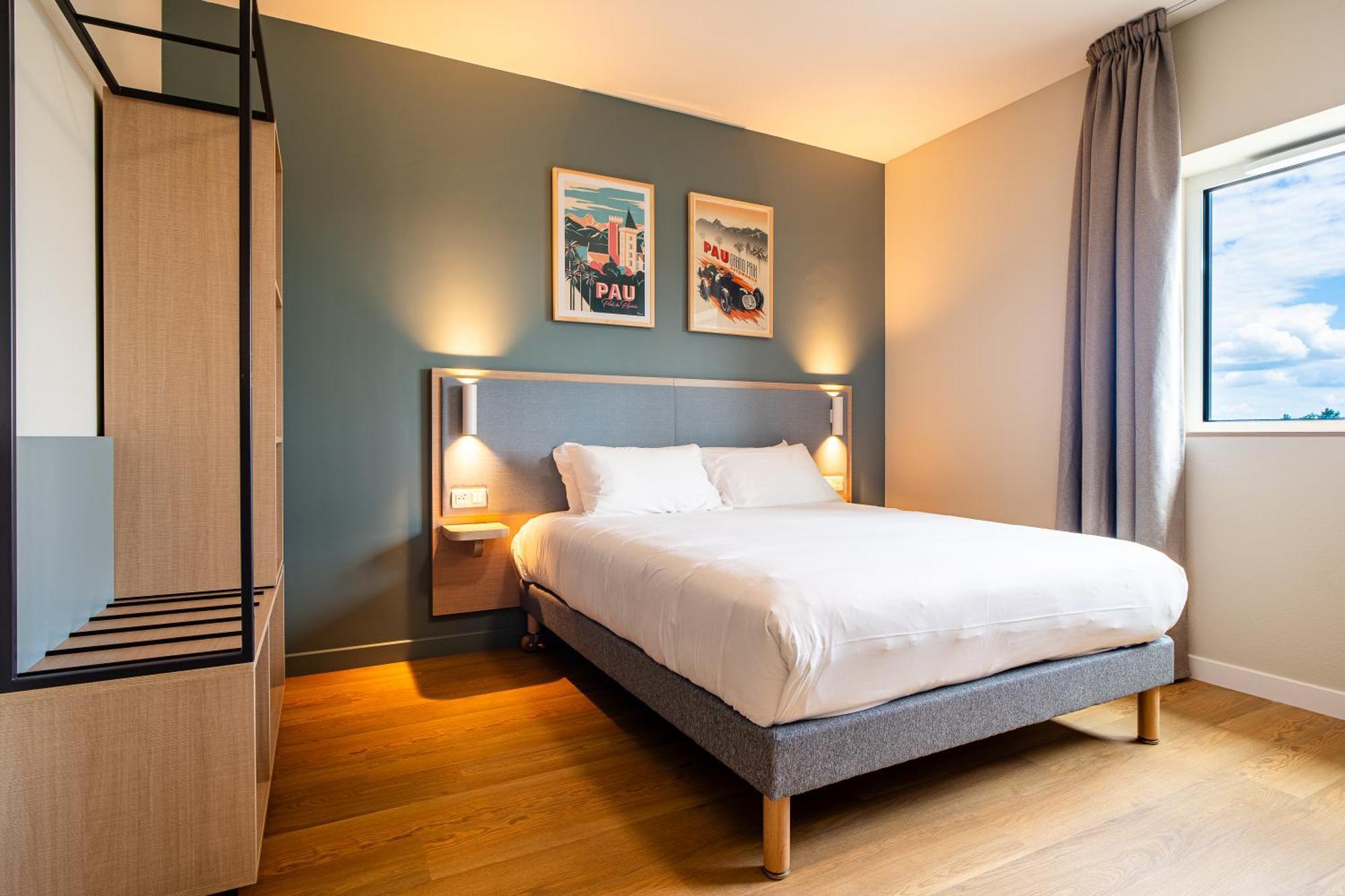 Kyriad - Ester Hotel
