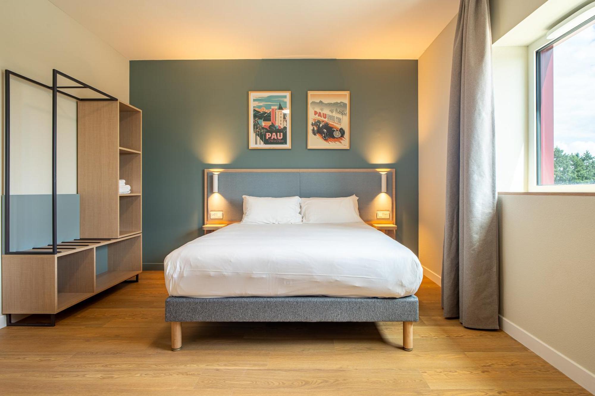 Hotel Kyriad - Ester 3*